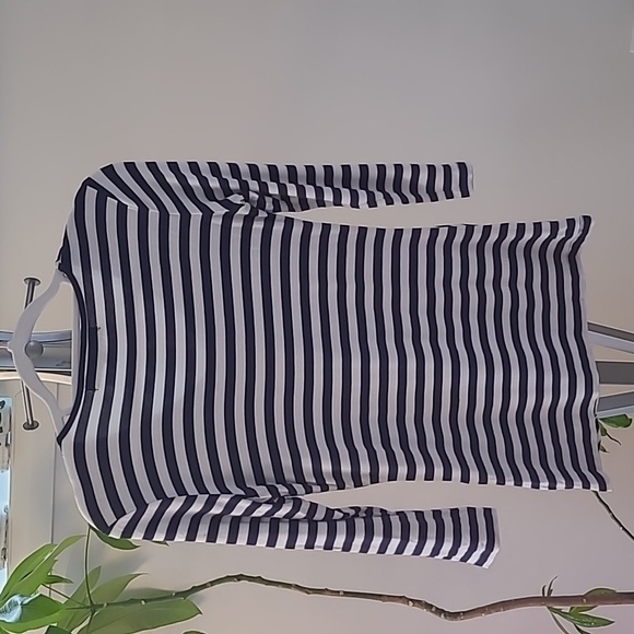 Chandail from simons - Picture 6 of 6